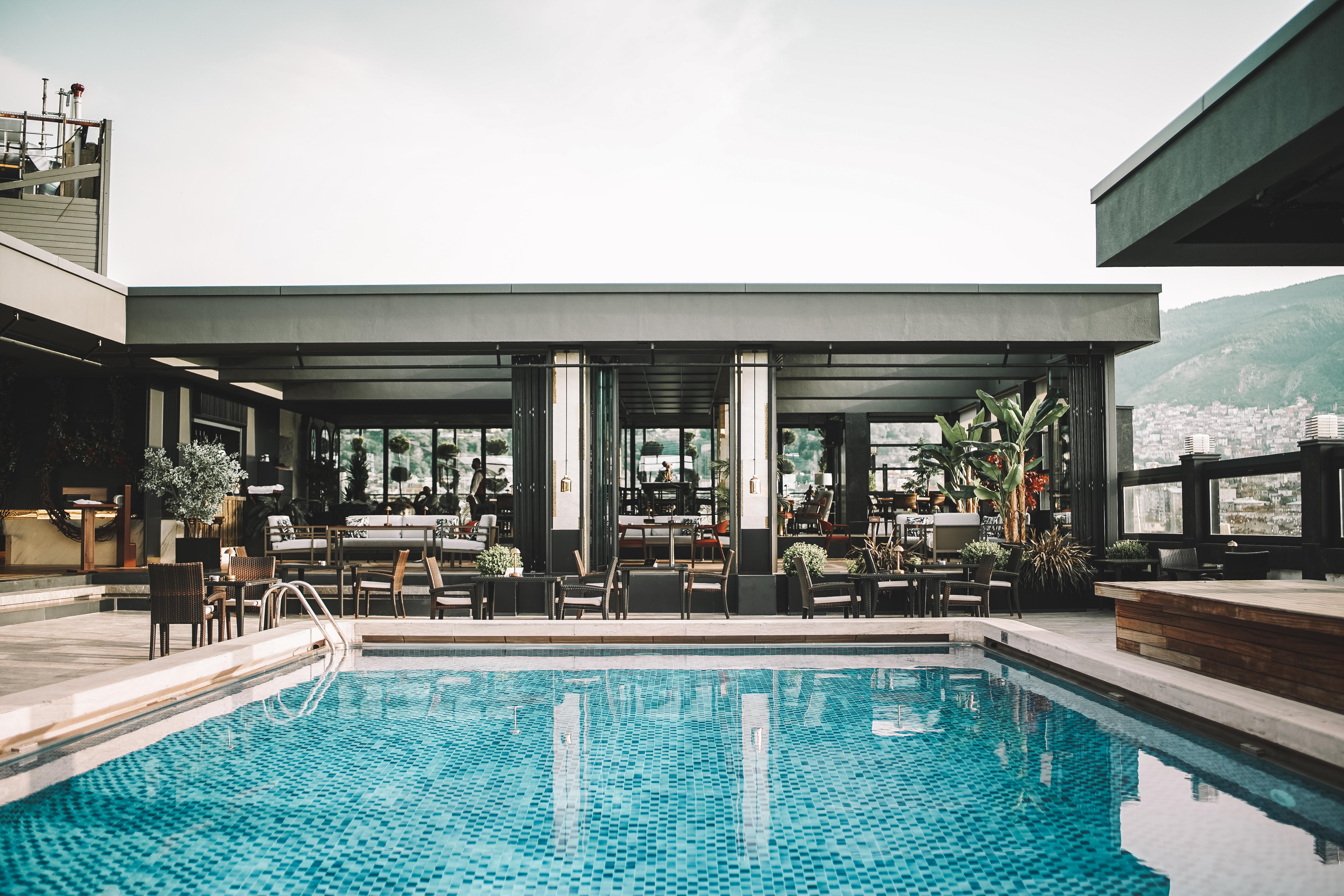 فندق ألميرا بورصة المظهر الخارجي الصورة The pool at the hotel