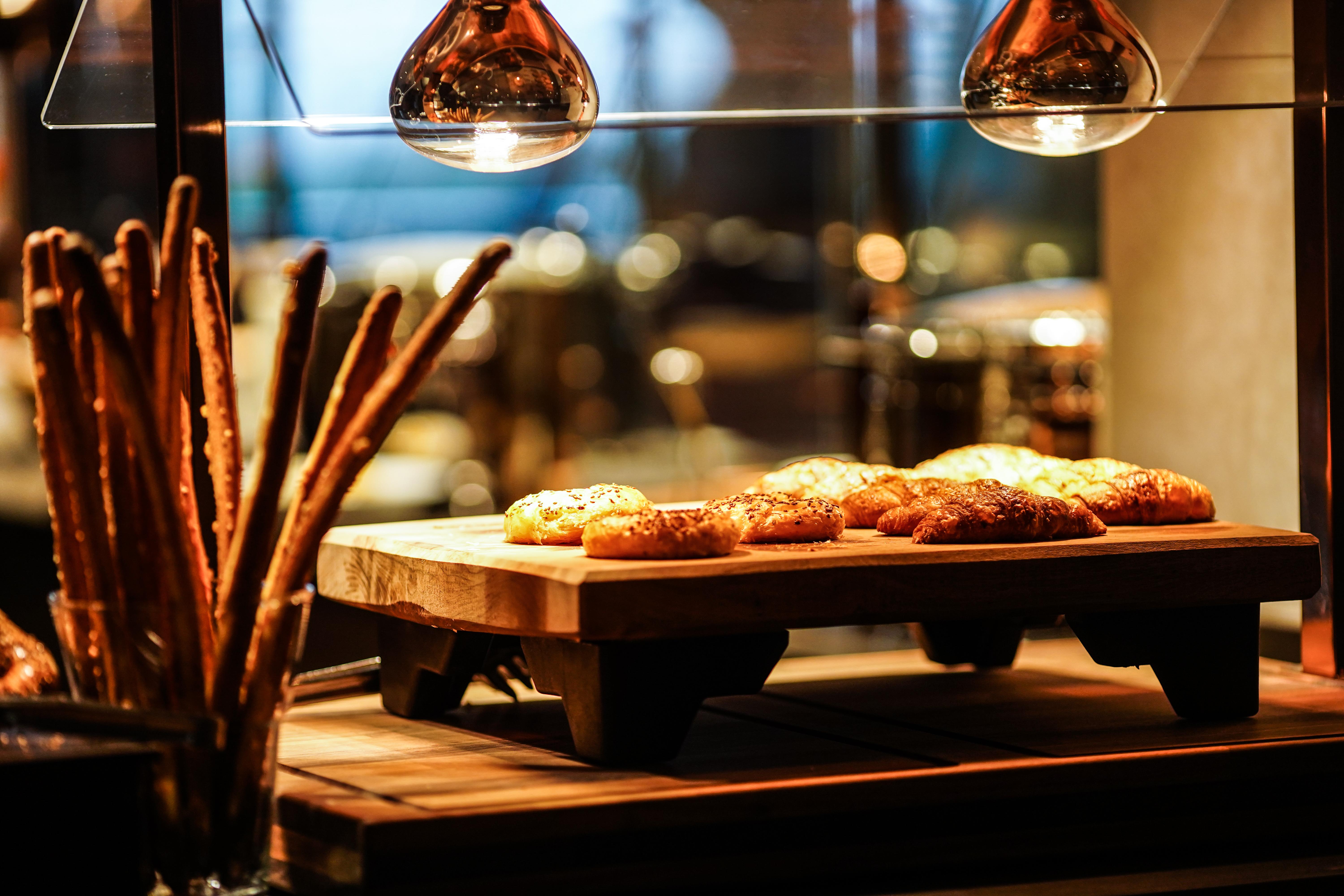 فندق ألميرا بورصة المظهر الخارجي الصورة A display of bread at a buffet