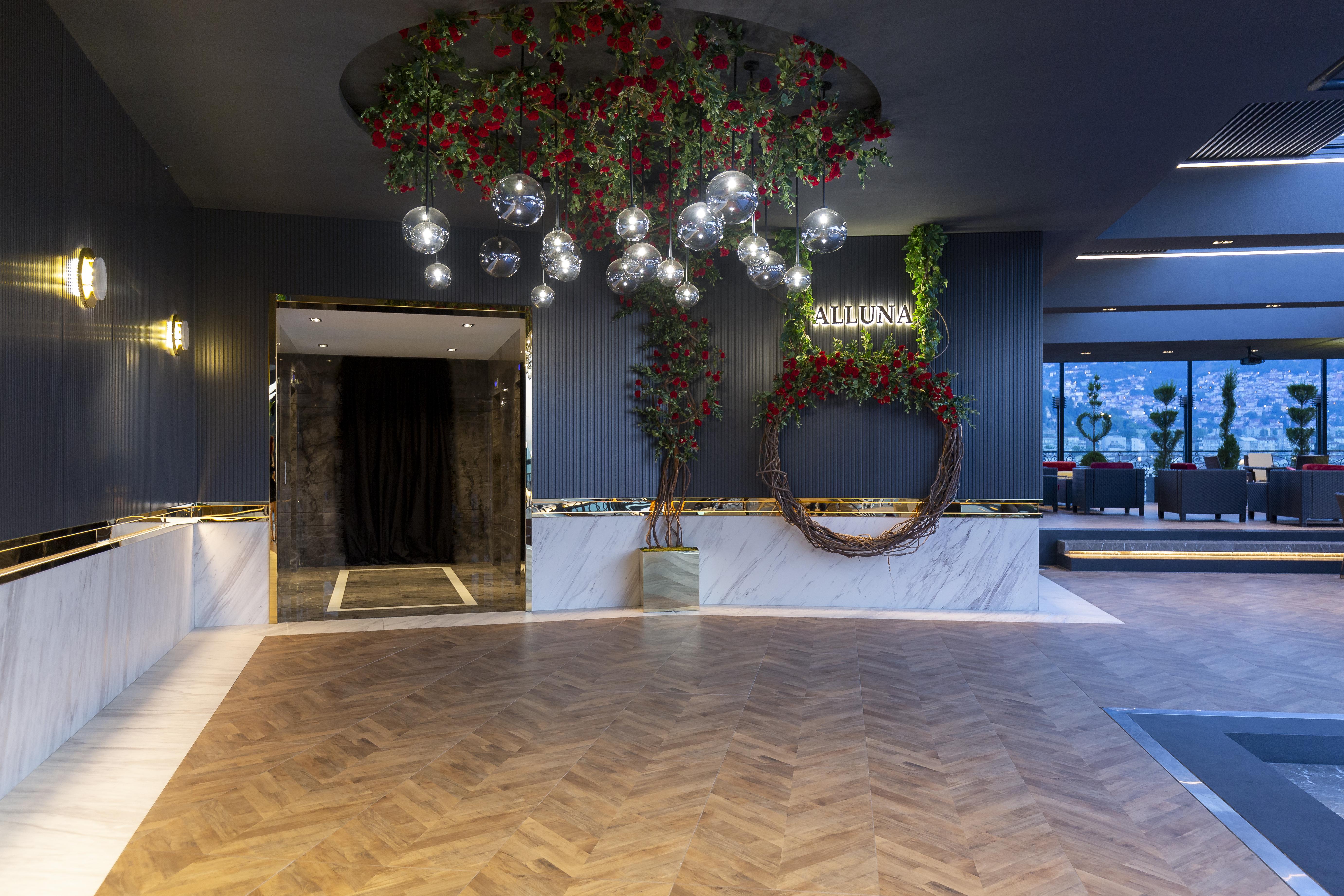 فندق ألميرا بورصة المظهر الخارجي الصورة The lobby of the hotel